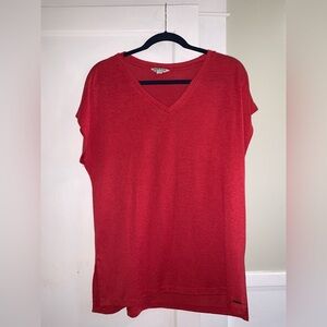 Orvis Red V-Neck Short Sleeve Top